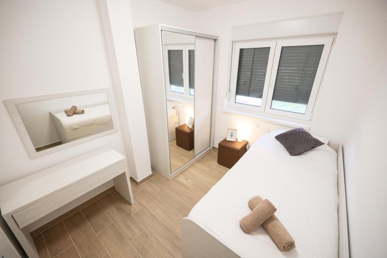 Golden Sunset Luxury Apartment Zadar Exterior photo