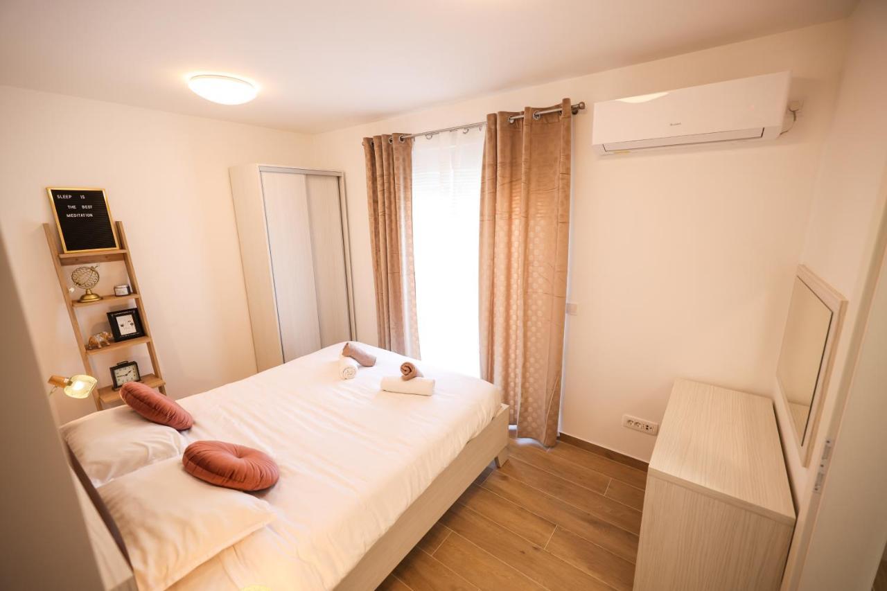 Golden Sunset Luxury Apartment Zadar Exterior photo